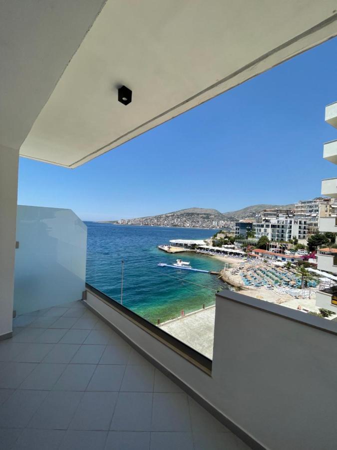 Blue Bay Hotel Sarandë エクステリア 写真