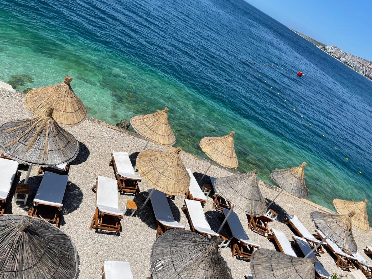 Blue Bay Hotel Sarandë エクステリア 写真