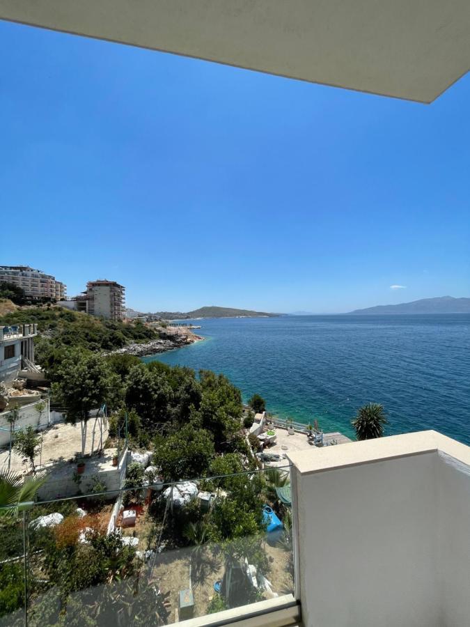 Blue Bay Hotel Sarandë エクステリア 写真