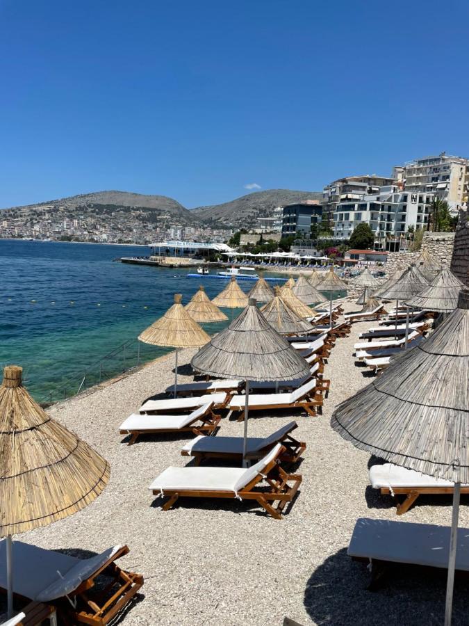 Blue Bay Hotel Sarandë エクステリア 写真